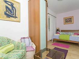 House of Green Experience