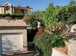 House of Green Experience