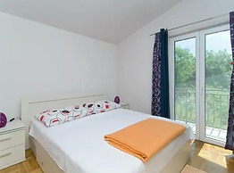 House of Green Experience