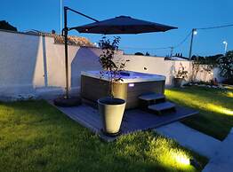 Charming Rooms & Apartments Stelio