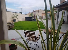 Charming Rooms & Apartments Stelio