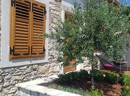 Charming Rooms & Apartments Stelio