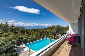 Villa Luxor With Heated Pool