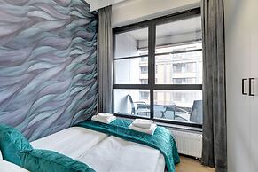 Doki Living - Foodhall & Parking by Downtown Apartments