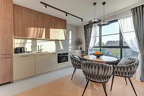 Doki Living - Foodhall & Parking by Downtown Apartments