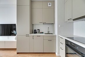 Doki Living - Foodhall & Parking by Downtown Apartments