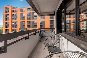 Doki Living - Foodhall & Parking by Downtown Apartments