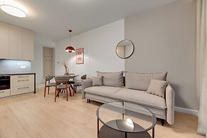 Doki Living - Foodhall & Parking by Downtown Apartments