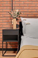 Doki Living - Foodhall & Parking by Downtown Apartments