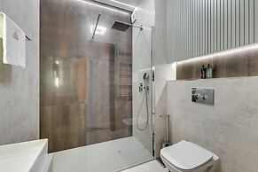 Doki Living - Foodhall & Parking by Downtown Apartments