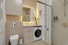 Doki Living - Foodhall & Parking by Downtown Apartments