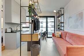 Doki Living - Foodhall & Parking by Downtown Apartments