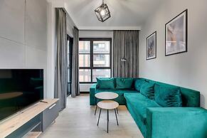 Doki Living - Foodhall & Parking by Downtown Apartments