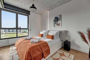 Doki Living - Foodhall & Parking by Downtown Apartments