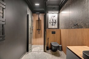 Doki Living - Foodhall & Parking by Downtown Apartments