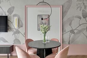 Doki Living - Foodhall & Parking by Downtown Apartments