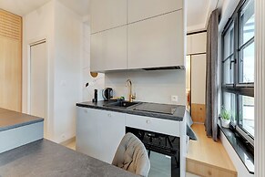 Doki Living - Foodhall & Parking by Downtown Apartments