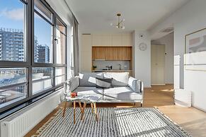 Doki Living - Foodhall & Parking by Downtown Apartments