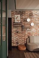 Doki Living - Foodhall & Parking by Downtown Apartments