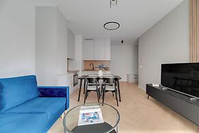 Doki Living - Foodhall & Parking by Downtown Apartments