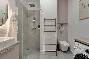 Doki Living - Foodhall & Parking by Downtown Apartments