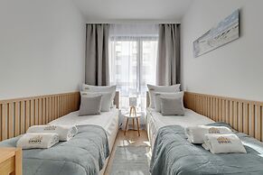 Doki Living - Foodhall & Parking by Downtown Apartments