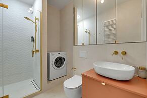 Doki Living - Foodhall & Parking by Downtown Apartments