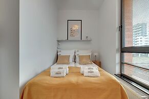 Doki Living - Foodhall & Parking by Downtown Apartments