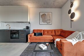 Doki Living - Foodhall & Parking by Downtown Apartments