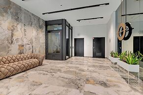 Doki Living - Foodhall & Parking by Downtown Apartments