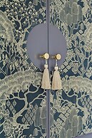 Doki Living - Foodhall & Parking by Downtown Apartments