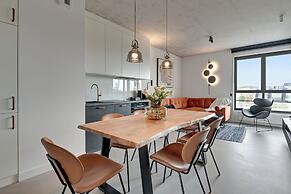 Doki Living - Foodhall & Parking by Downtown Apartments