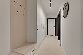 Doki Living - Foodhall & Parking by Downtown Apartments