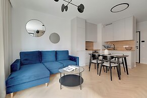 Doki Living - Foodhall & Parking by Downtown Apartments