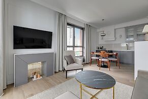 Doki Living - Foodhall & Parking by Downtown Apartments