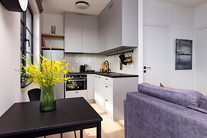 Doki Living - Foodhall & Parking by Downtown Apartments