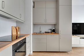 Doki Living - Foodhall & Parking by Downtown Apartments