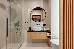 Doki Living - Foodhall & Parking by Downtown Apartments