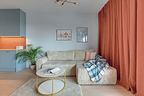 Doki Living - Foodhall & Parking by Downtown Apartments