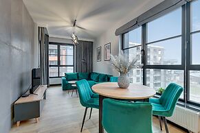 Doki Living - Foodhall & Parking by Downtown Apartments