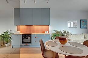 Doki Living - Foodhall & Parking by Downtown Apartments