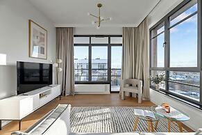 Doki Living - Foodhall & Parking by Downtown Apartments