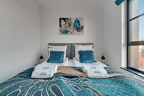 Doki Living - Foodhall & Parking by Downtown Apartments