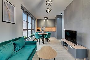 Doki Living - Foodhall & Parking by Downtown Apartments