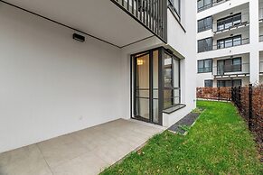 Doki Living - Foodhall & Parking by Downtown Apartments