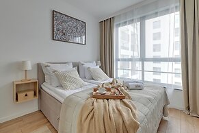 Doki Living - Foodhall & Parking by Downtown Apartments