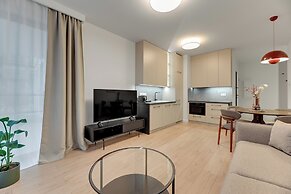 Doki Living - Foodhall & Parking by Downtown Apartments