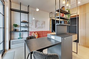 Doki Living - Foodhall & Parking by Downtown Apartments