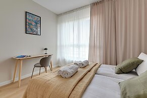 Doki Living - Foodhall & Parking by Downtown Apartments