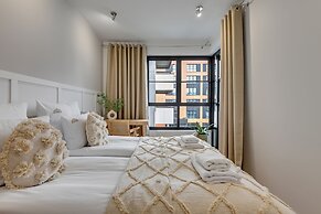 Doki Living - Foodhall & Parking by Downtown Apartments